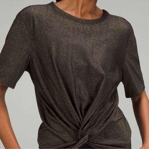 Special Edition EUC  Size 8 Lululemon Crescent T-Shirt *Spark
Black